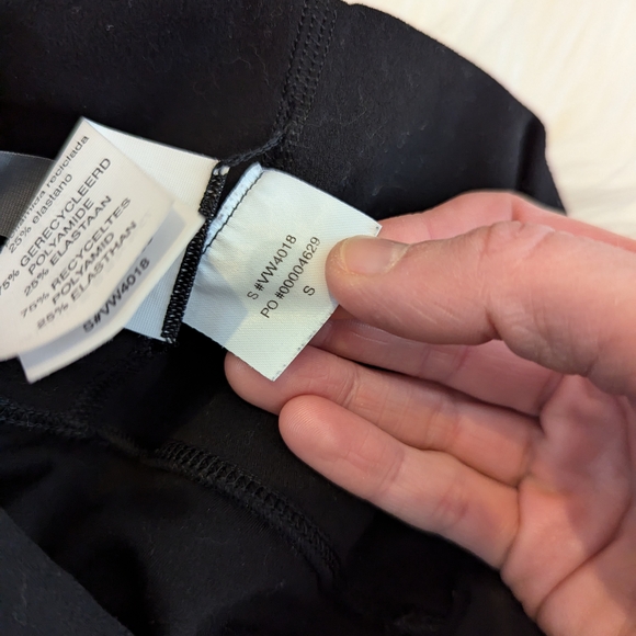 Vuori AllTheFeels Black Leggings S Small - Picture 4 of 5